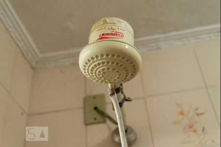 Casa à venda com 552m², 4 quartos e 7 vagasChuveiro