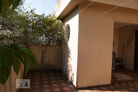 Casa à venda com 552m², 4 quartos e 7 vagasQuintal