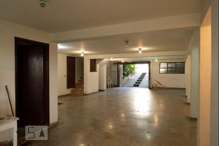 Casa à venda com 552m², 4 quartos e 7 vagasGaragem