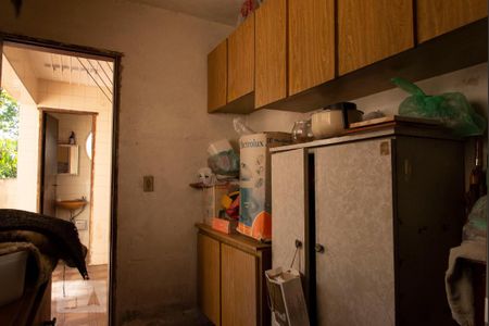 Casa à venda com 552m², 4 quartos e 7 vagasQuarto de Serviço