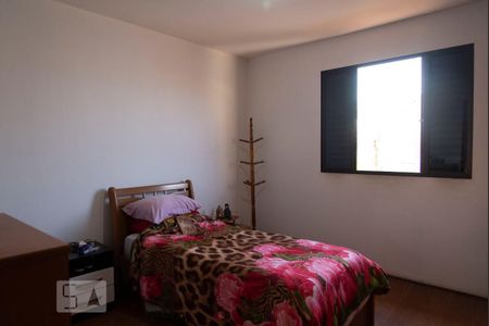 Casa à venda com 552m², 4 quartos e 7 vagasQuarto 2