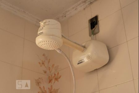 Casa à venda com 552m², 4 quartos e 7 vagasChuveiro