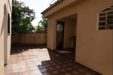 Casa à venda com 552m², 4 quartos e 7 vagasQuintal