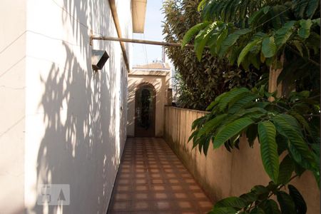 Casa à venda com 552m², 4 quartos e 7 vagasÁrea Externa