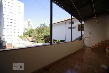 Casa à venda com 450m², 5 quartos e 3 vagasVaranda