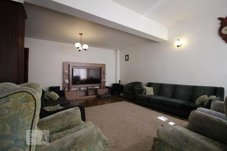 Sala de casa à venda com 5 quartos, 450m² em Cambuci, São Paulo