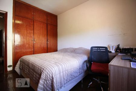 Casa à venda com 450m², 5 quartos e 3 vagasQuarto