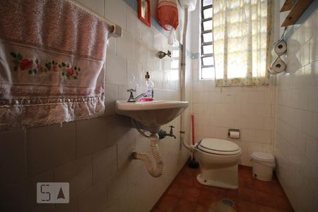 Casa à venda com 450m², 5 quartos e 3 vagasBanheiro de Serviço