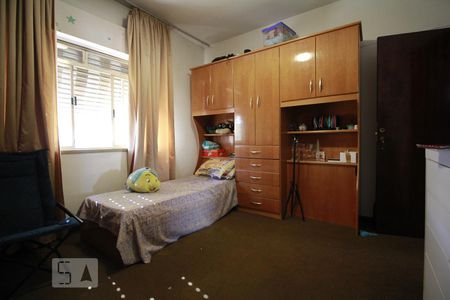 Casa à venda com 450m², 5 quartos e 3 vagasQuarto