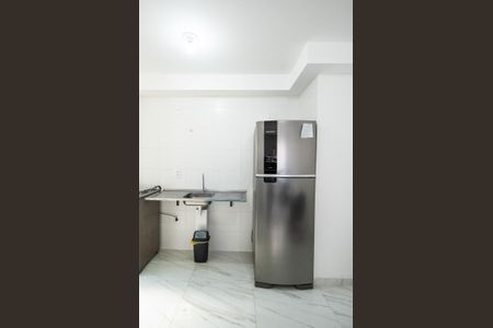 Cozinha  de apartamento para alugar com 2 quartos, 41m² em Jardim São Savério, São Paulo
