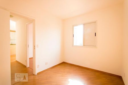 Quarto 1 de apartamento para alugar com 2 quartos, 50m² em Vila Metalurgica, Santo André