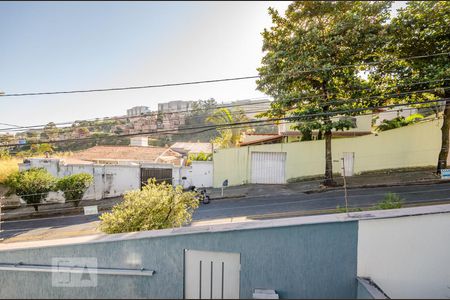 Casa para alugar com 215m², 4 quartos e 6 vagas Casa para alugar com 215m², 4 quartos e 6 vagasQuarto 2
