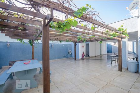 Casa para alugar com 215m², 4 quartos e 6 vagasÁrea Externa