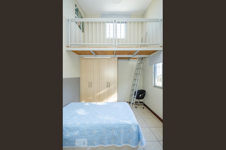 Casa para alugar com 215m², 4 quartos e 6 vagas Casa para alugar com 215m², 4 quartos e 6 vagasQuarto 2