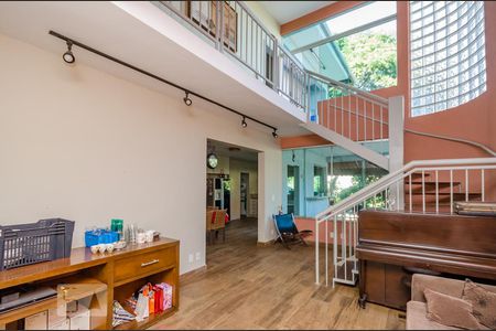 Sala de casa para alugar com 4 quartos, 215m² em Estoril, Belo Horizonte