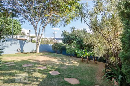 Casa para alugar com 215m², 4 quartos e 6 vagasÁrea Externa