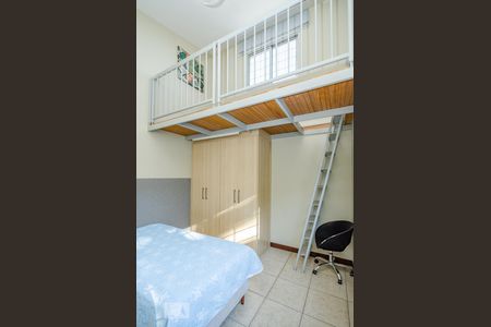 Casa para alugar com 215m², 4 quartos e 6 vagas Casa para alugar com 215m², 4 quartos e 6 vagasQuarto 2