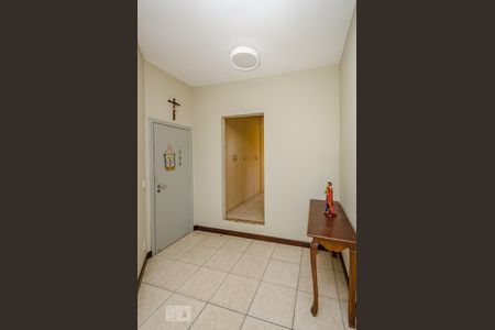 Casa para alugar com 215m², 4 quartos e 6 vagas Casa para alugar com 215m², 4 quartos e 6 vagasSuíte