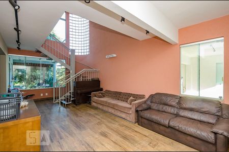 Sala de casa para alugar com 4 quartos, 215m² em Estoril, Belo Horizonte