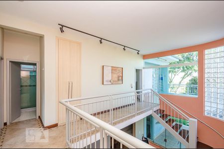 Casa para alugar com 215m², 4 quartos e 6 vagas
