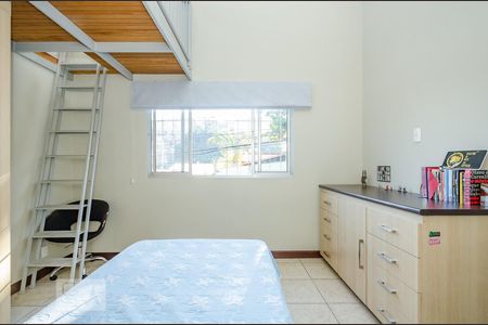 Casa para alugar com 215m², 4 quartos e 6 vagas Casa para alugar com 215m², 4 quartos e 6 vagasQuarto 2