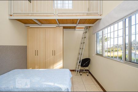Casa para alugar com 215m², 4 quartos e 6 vagas Casa para alugar com 215m², 4 quartos e 6 vagasQuarto 2