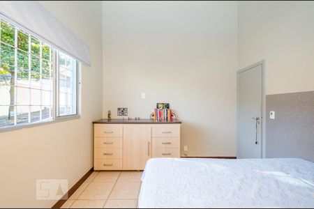 Casa para alugar com 215m², 4 quartos e 6 vagas Casa para alugar com 215m², 4 quartos e 6 vagasQuarto 2