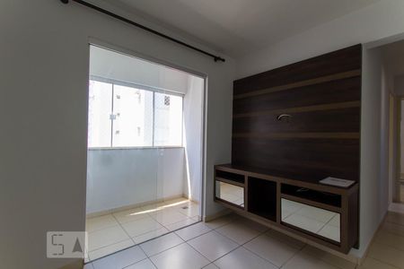 Sala de apartamento para alugar com 2 quartos, 63m² em Residencial Eldorado, Goiânia