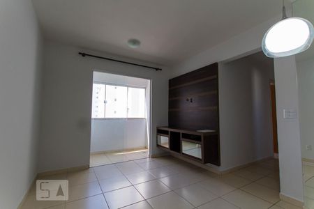 Sala de apartamento para alugar com 2 quartos, 63m² em Residencial Eldorado, Goiânia