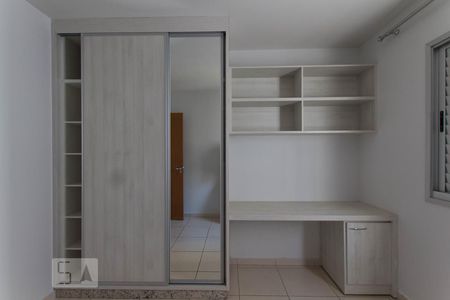 Quarto 1 de apartamento para alugar com 2 quartos, 63m² em Residencial Eldorado, Goiânia
