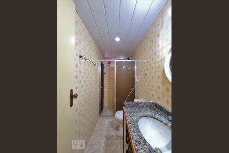 Apartamento à venda com 70m², 3 quartos e 1 vaga Apartamento à venda com 70m², 3 quartos e 1 vagaBanheiro