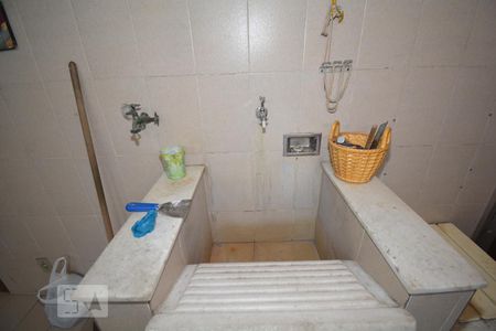 Casa à venda com 240m², 4 quartos e 2 vagasÁrea de Serviço