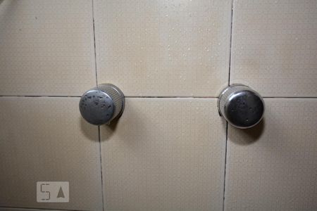 Casa à venda com 240m², 4 quartos e 2 vagasBanheiro Social do Primeiro Piso