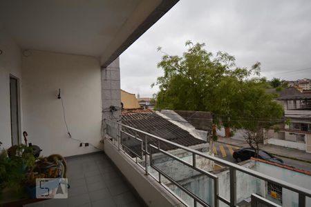 Casa à venda com 240m², 4 quartos e 2 vagasVaranda da Sala do Segundo Piso