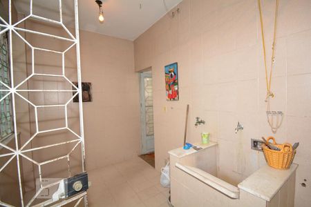 Casa à venda com 240m², 4 quartos e 2 vagasÁrea de Serviço