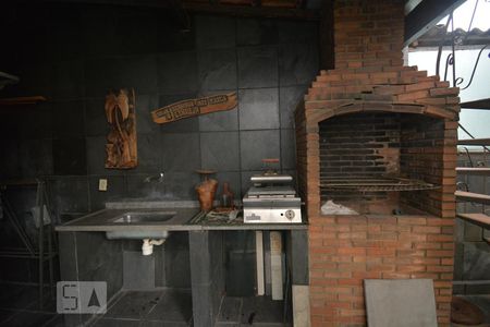 Casa à venda com 240m², 4 quartos e 2 vagasChurrasqueira - Quintal