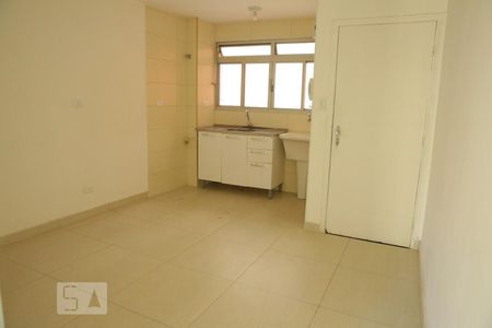 Sala/Cozinha de apartamento para alugar com 2 quartos, 47m² em Liberdade, São Paulo