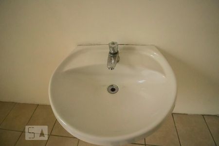 Casa para alugar com 180m², 3 quartos e 3 vagasBanheiro