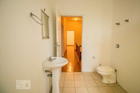 Casa para alugar com 180m², 3 quartos e 3 vagasBanheiro