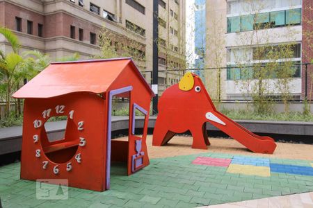Studio para alugar com 40m², 1 quarto e 1 vaga Studio para alugar com 40m², 1 quarto e 1 vagaÁrea Comum - Playground