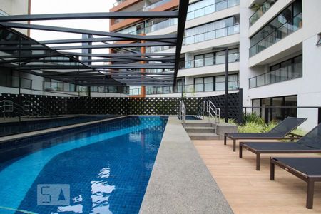 Studio para alugar com 40m², 1 quarto e 1 vaga Studio para alugar com 40m², 1 quarto e 1 vagaÁrea comum - Piscina