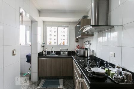 Apartamento à venda com 86m², 3 quartos e 2 vagasCozinha