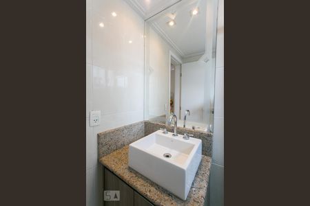 Apartamento à venda com 86m², 3 quartos e 2 vagasBanheiro Social