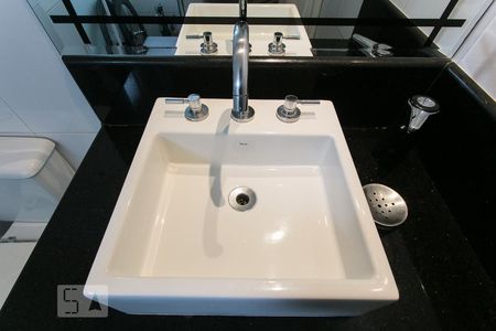 Apartamento à venda com 86m², 3 quartos e 2 vagasBanheiro da Suíte