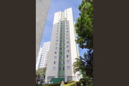 Apartamento para alugar com 49m², 2 quartos e 1 vaga Apartamento para alugar com 49m², 2 quartos e 1 vagaFachada