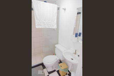 Apartamento para alugar com 49m², 2 quartos e 1 vaga Apartamento para alugar com 49m², 2 quartos e 1 vagaBanheiro