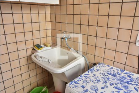 Casa à venda com 160m², 3 quartos e 1 vagaLavanderia