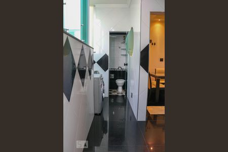 Apartamento à venda com 110m², 4 quartos e 2 vagas Apartamento à venda com 110m², 4 quartos e 2 vagasÁrea de Serviço