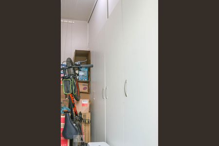 Apartamento à venda com 110m², 4 quartos e 2 vagas Apartamento à venda com 110m², 4 quartos e 2 vagasDespensa