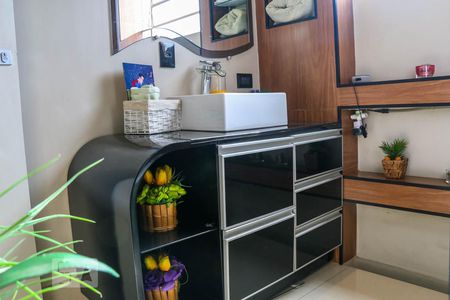 Apartamento à venda com 110m², 4 quartos e 2 vagas Apartamento à venda com 110m², 4 quartos e 2 vagasBanheiro Social